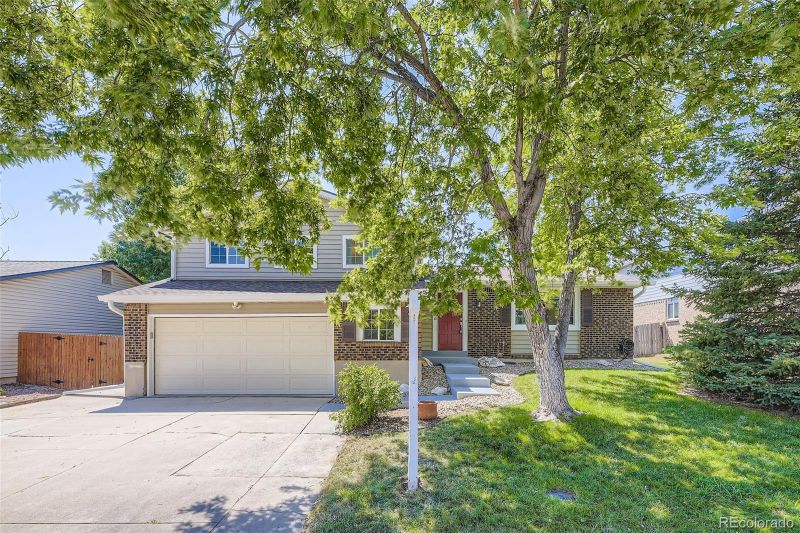 9526 W Walker Pl, Littleton, CO 80123