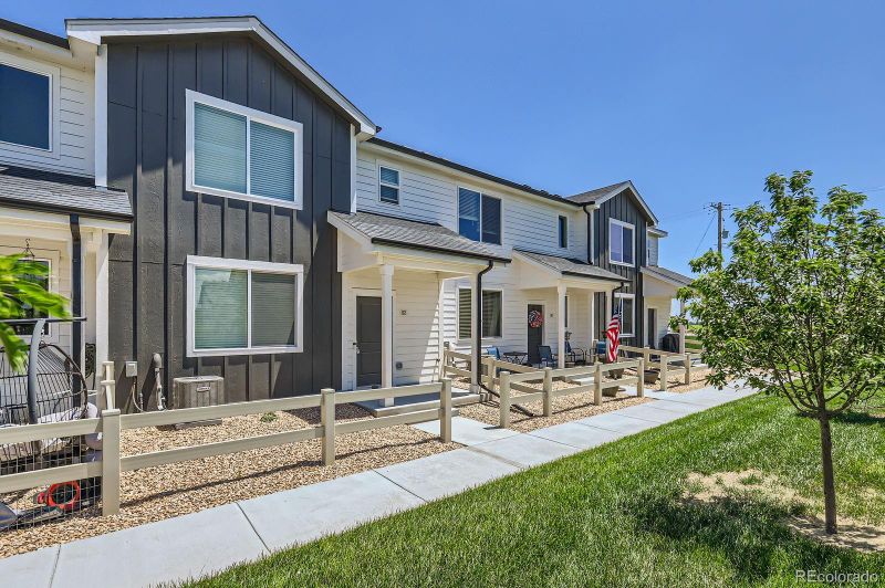 630 Apache Trl #D2, Ault, CO 80610