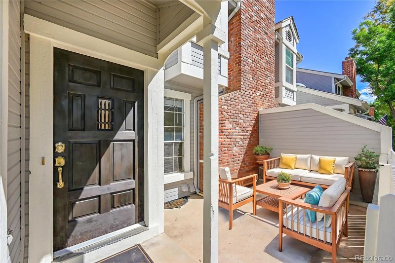 2811 W Long Dr #B, Littleton, CO 80120