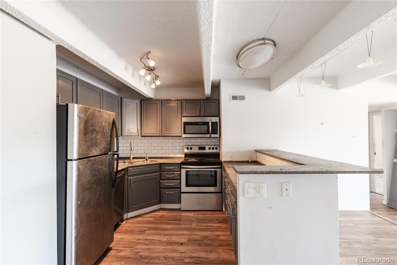 8060 E Girard Ave #520, Denver, CO 80231