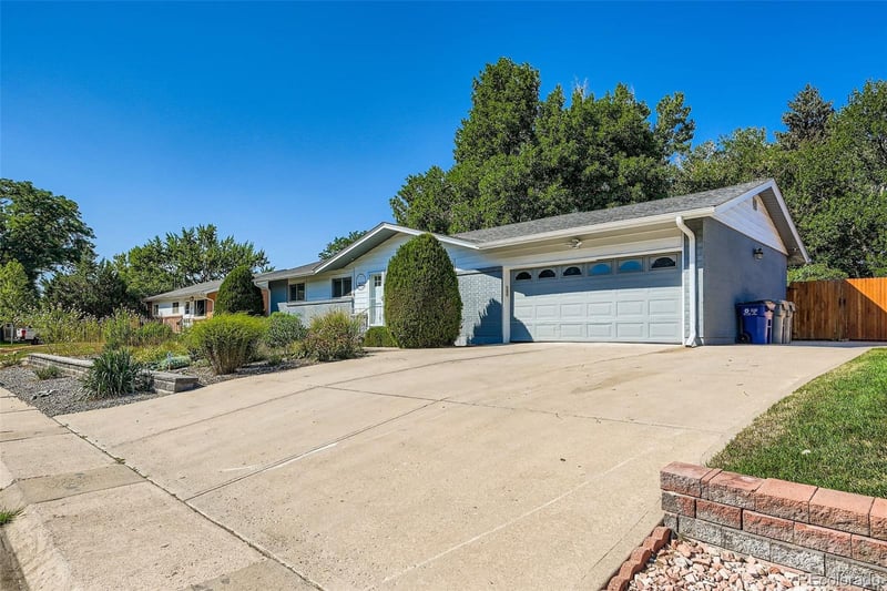 3025 S Zurich Ct, Denver, CO 80236