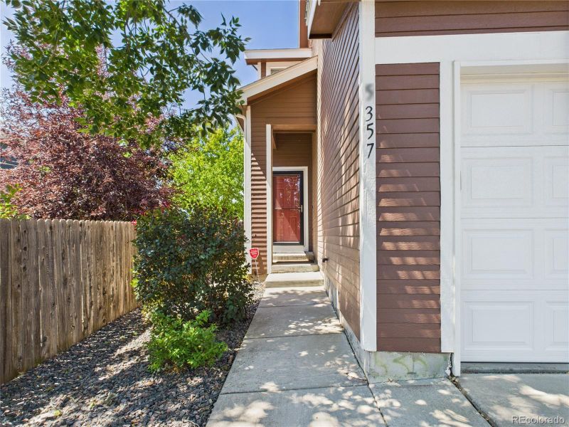 5357 S Picadilly Way, Aurora, CO 80015