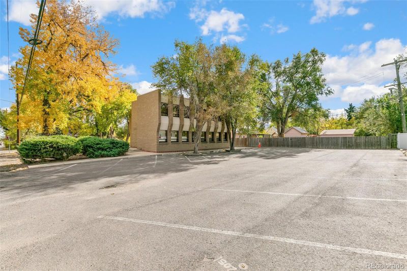 7000 W 14th Ave, Lakewood, CO 80214