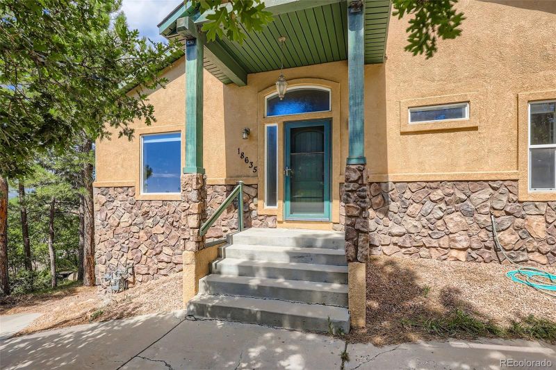 18635 Lower Lake Rd, Monument, CO 80132