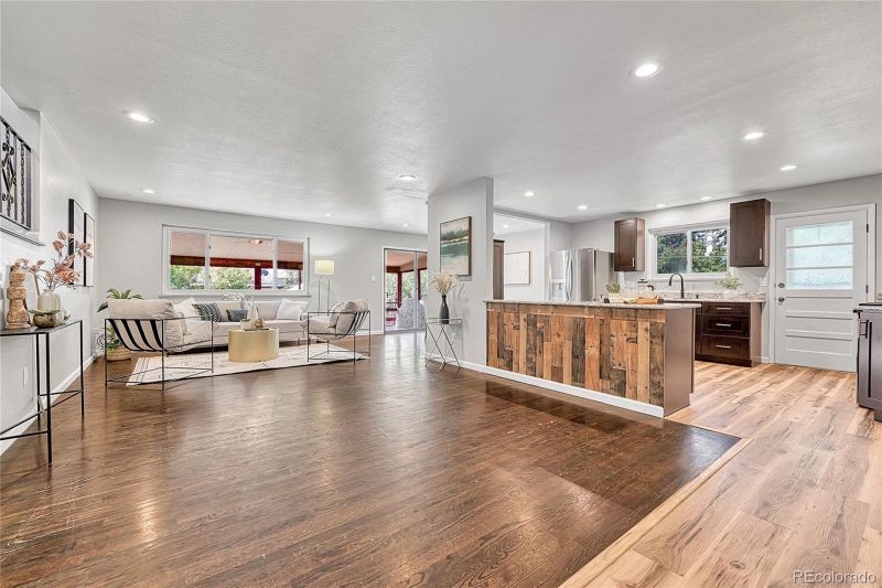 201 Toledo St, Aurora, CO 80011