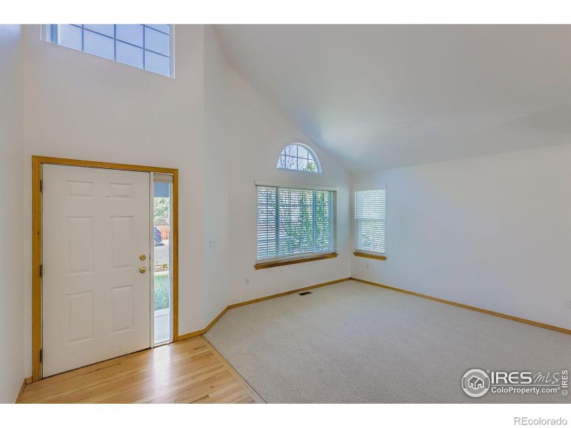 1475 Clover Creek Dr, Longmont, CO 80503