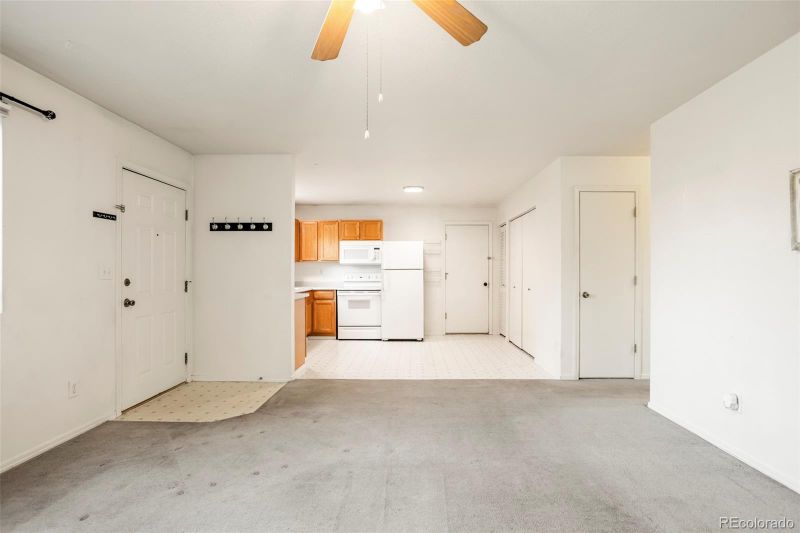 542 E 25th Street Rd, Greeley, CO 80631