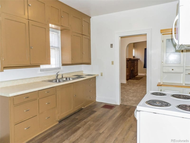 1506 E 7th St, Pueblo, CO 81001