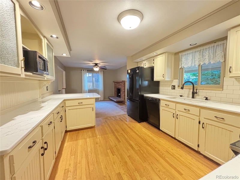 7022 E Mexico Ave, Denver, CO 80224