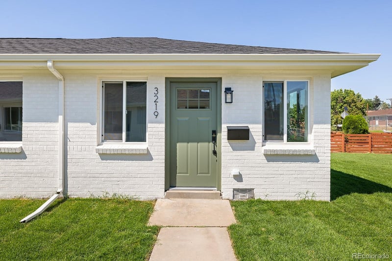 3219 N Steele St, Denver, CO 80205