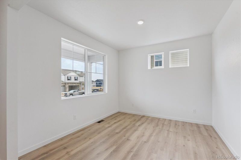 13436 Valentia St, Thornton, CO 80602