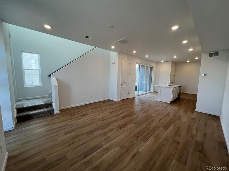 6659 N Netherland St, Aurora, CO 80019