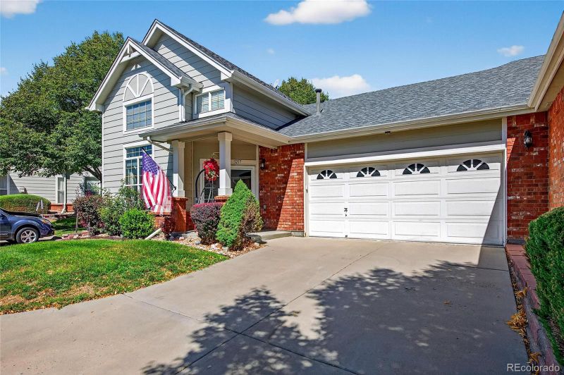 3217 E 102nd Dr, Thornton, CO 80229