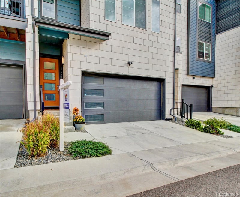 1571 W 68th Ln, Denver, CO 80221