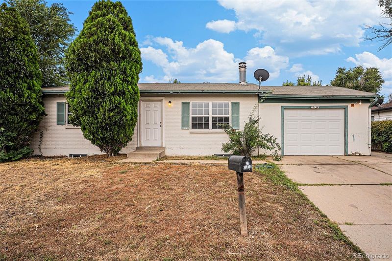 13192 Maxwell Pl, Denver, CO 80239