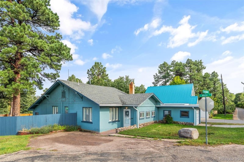 6044 Columbine St, Rye, CO 81069