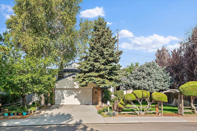 16971 E Progress Cir, Centennial, CO 80015