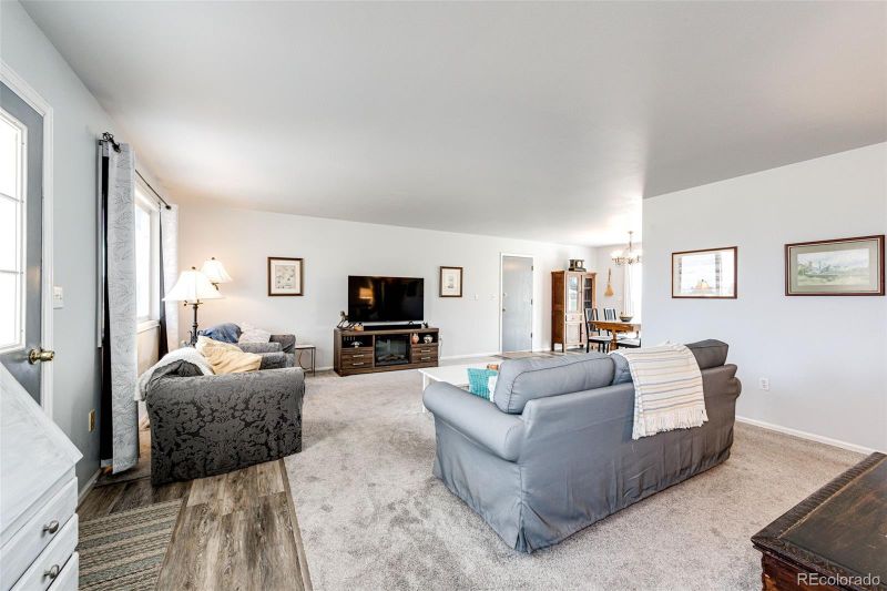 33591 Bow Meadows Cir, Elizabeth, CO 80107