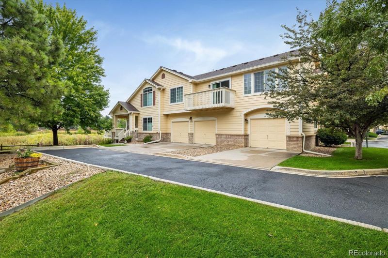 9677 Independence Dr, Broomfield, CO 80021