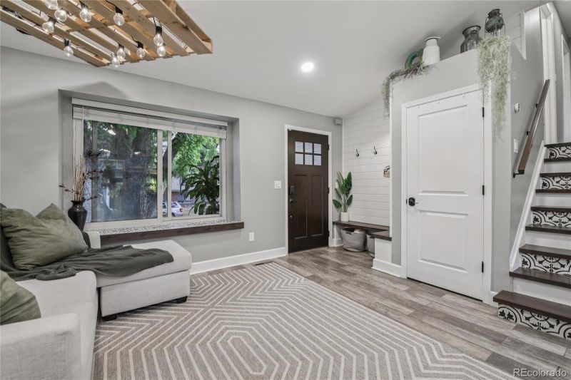415 Hickory St, Broomfield, CO 80020