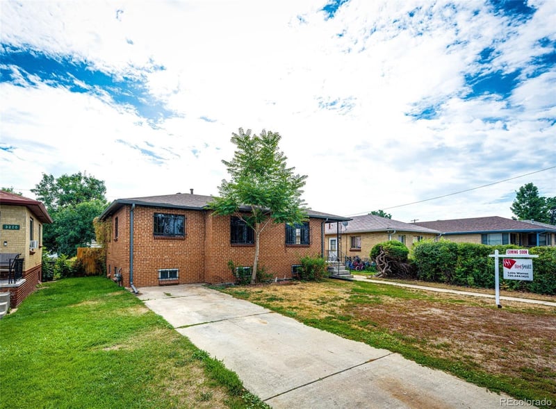 3260 Ivy St, Denver, CO 80207
