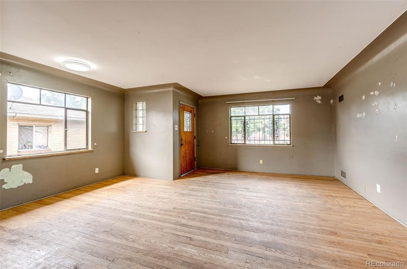 3260 Ivy St, Denver, CO 80207
