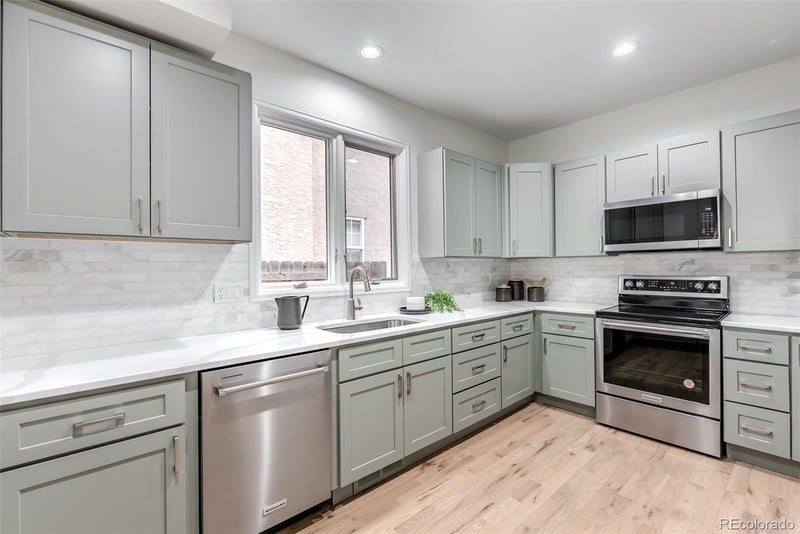 4624 W Moncrieff Pl, Denver, CO 80212