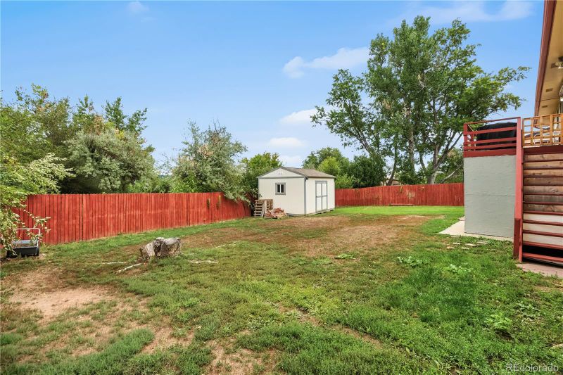 9541 W Cornell Pl, Lakewood, CO 80227