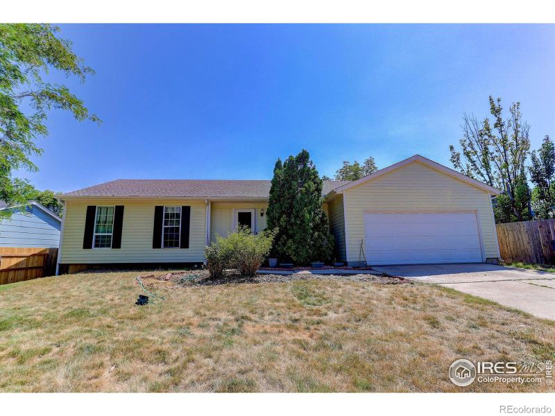 104 Lucerne Dr, Lafayette, CO 80026