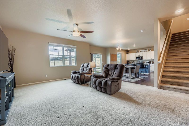 6014 Sun Mesa Cir, Castle Rock, CO 80104