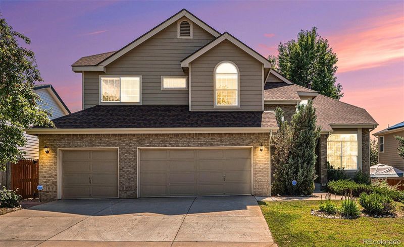 18176 E Alamo Dr, Centennial, CO 80015