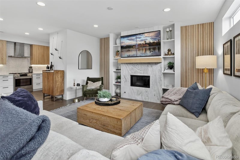 17 S Washington St, Denver, CO 80209