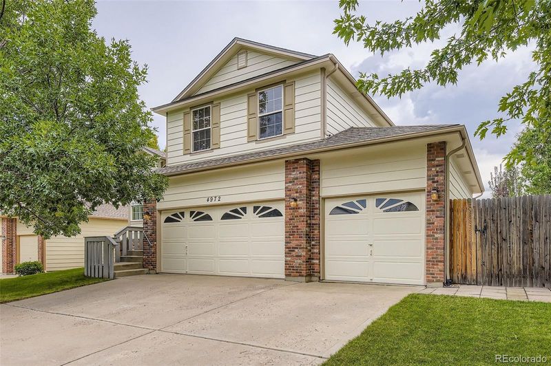 4972 S Danube St, Aurora, CO 80015