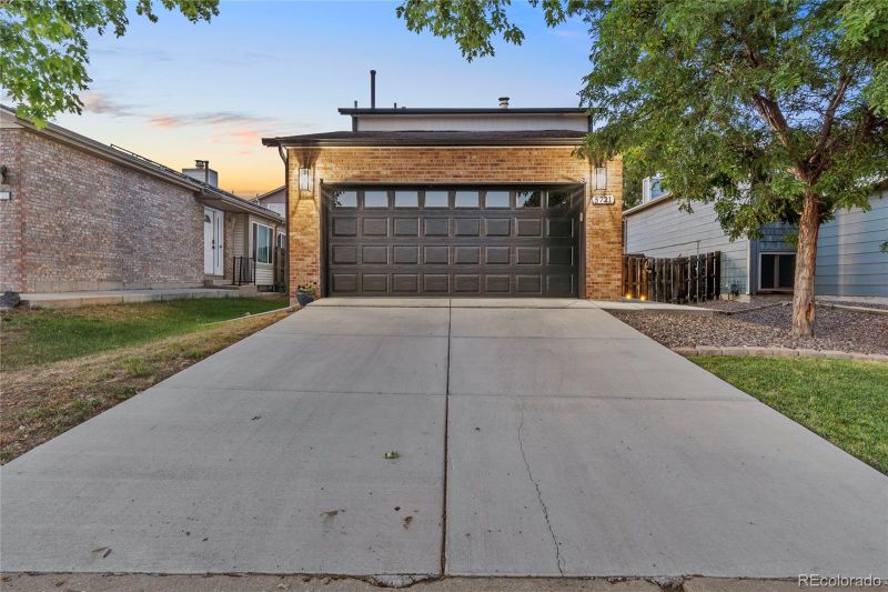 5721 W 71st Ave, Arvada, CO 80003