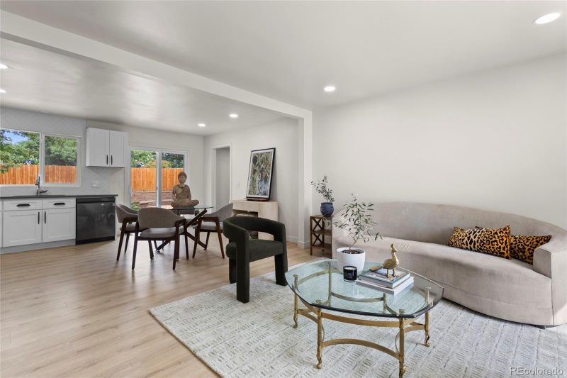 16481 E Arkansas Dr, Aurora, CO 80017
