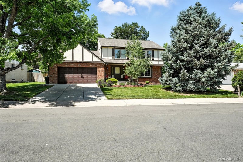 2657 S Linden Ct, Denver, CO 80222