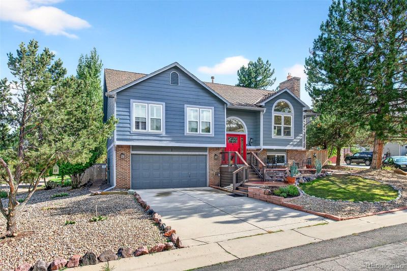 1 Cliffrose, Littleton, CO 80127
