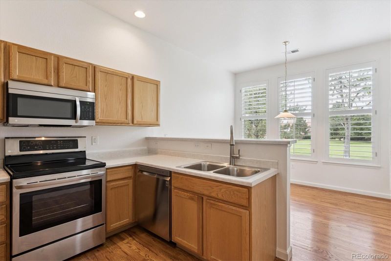 2868 W Riverwalk Cir #C, Littleton, CO 80123