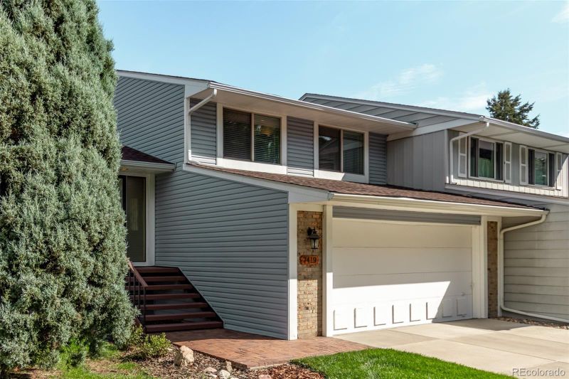 7419 W Maple Dr, Lakewood, CO 80226