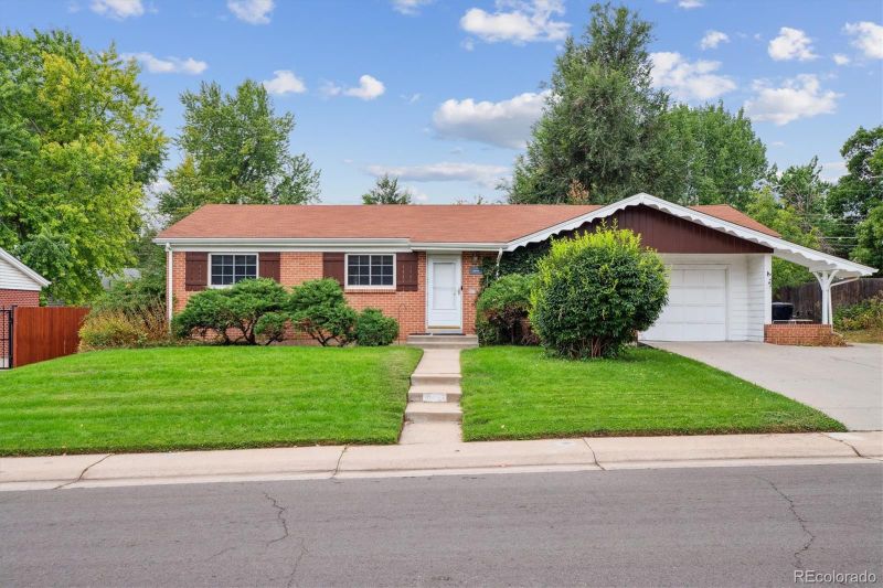 3928 W Chenango Ave, Littleton, CO 80123