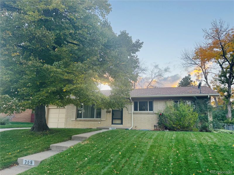 75 S Estes St, Lakewood, CO 80226