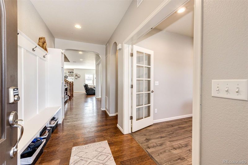196 Dunsinane Ln, Castle Rock, CO 80104