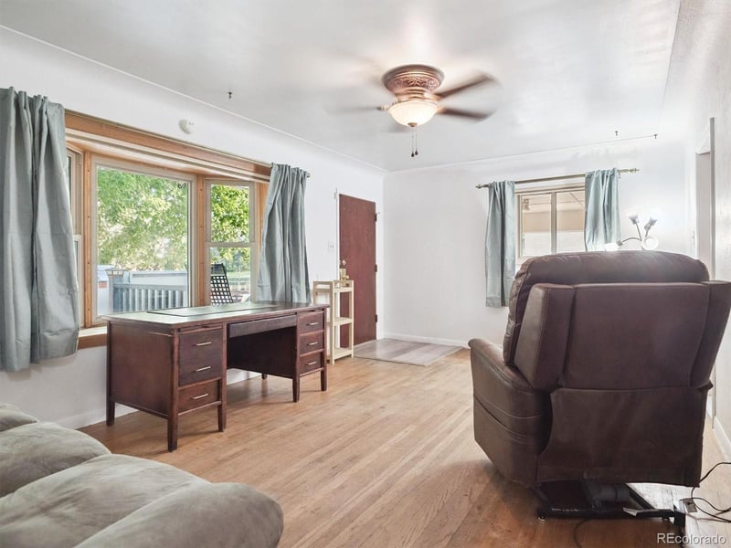 2529 S Utica St, Denver, CO 80219