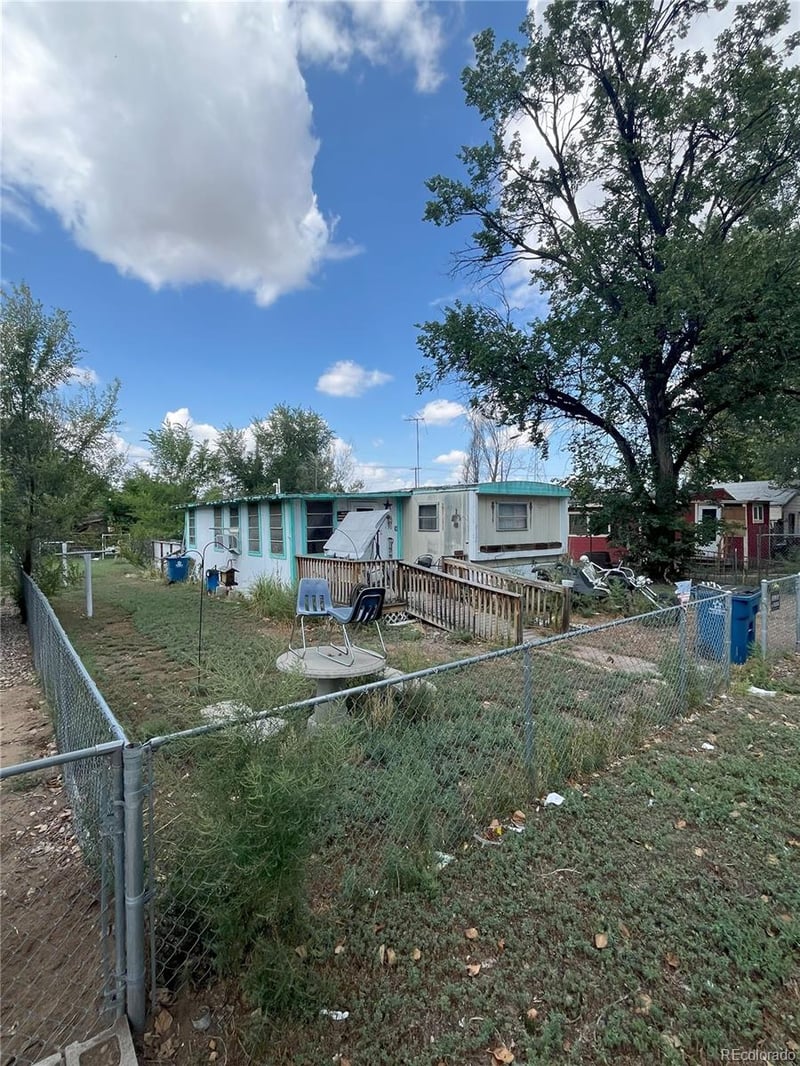 130 Poplar St, Lochbuie, CO 80603