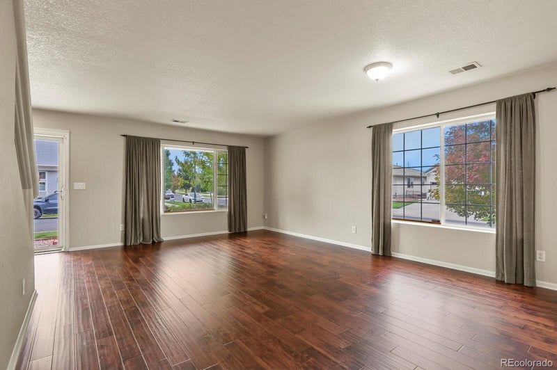 21313 E 55th Ave, Denver, CO 80249