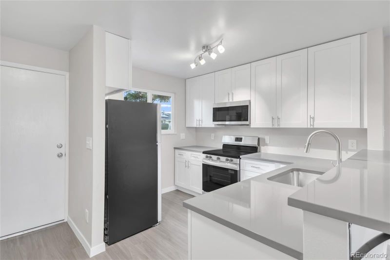 5711 W 92nd Ave #7, Westminster, CO 80031