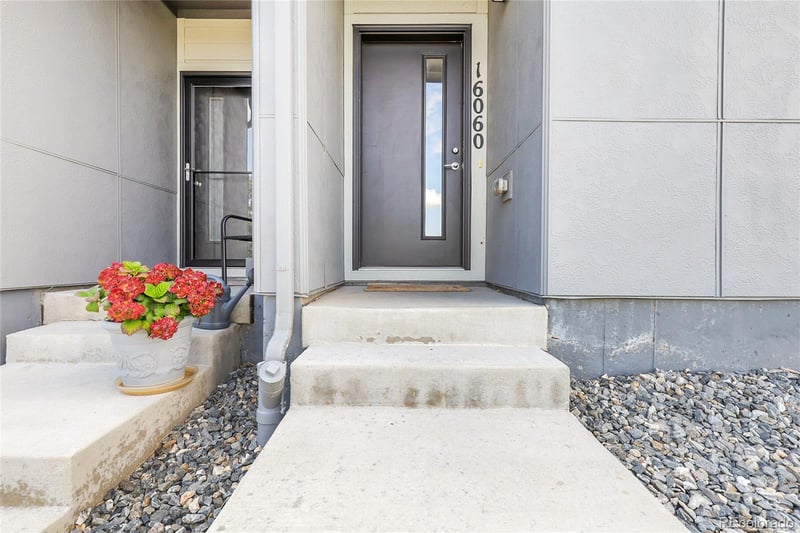 16060 E 47th Dr, Denver, CO 80239