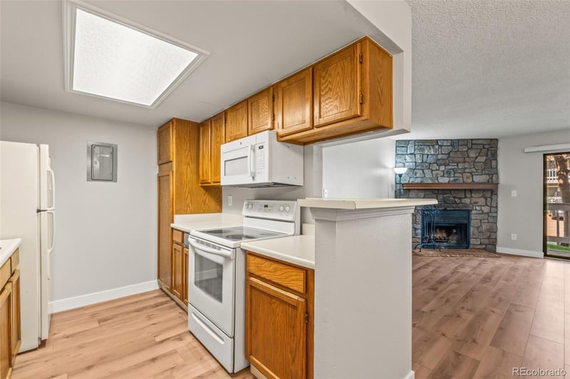8600 E Alameda Ave #107, Denver, CO 80247