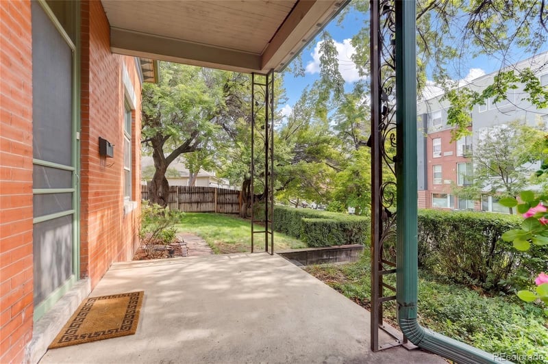 2437 W Caithness Pl, Denver, CO 80211