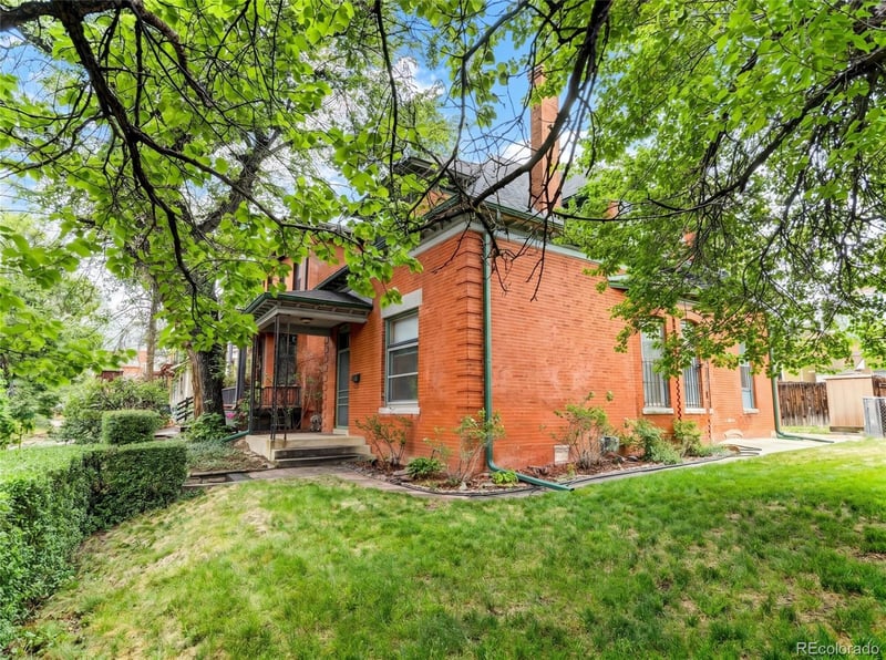2437 W Caithness Pl, Denver, CO 80211